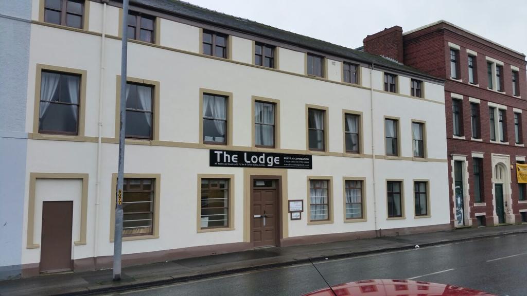 The Lodge Guest Accommodation Barrow-in-Furness Exterior photo